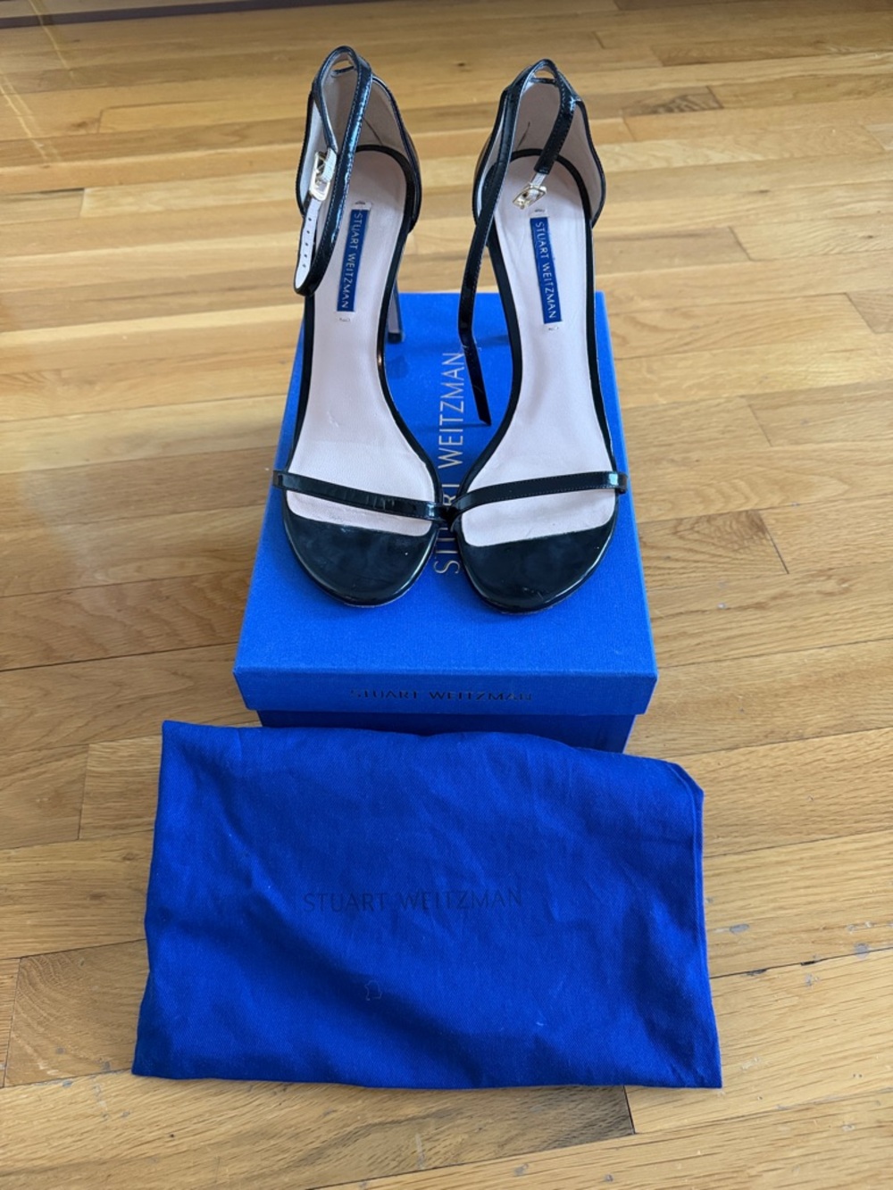 Stuart Weitzman Nudistsong